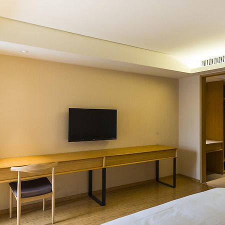 Ji Hotel Jentaj Kültér fotó