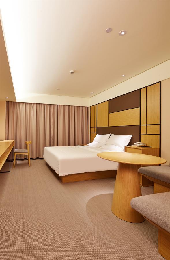 Ji Hotel Jentaj Kültér fotó