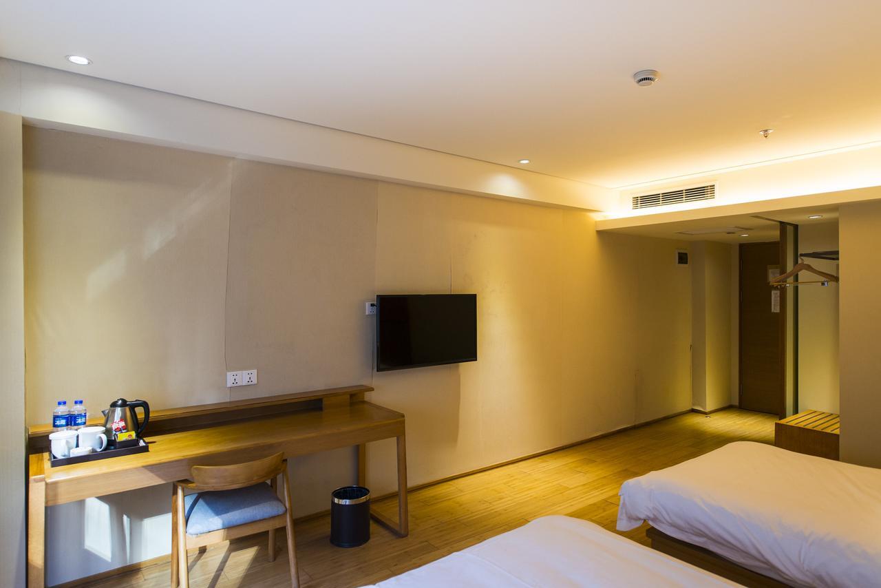 Ji Hotel Jentaj Kültér fotó
